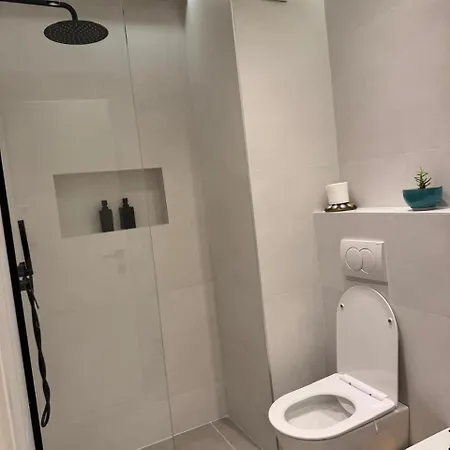 R&dlux * Durrës